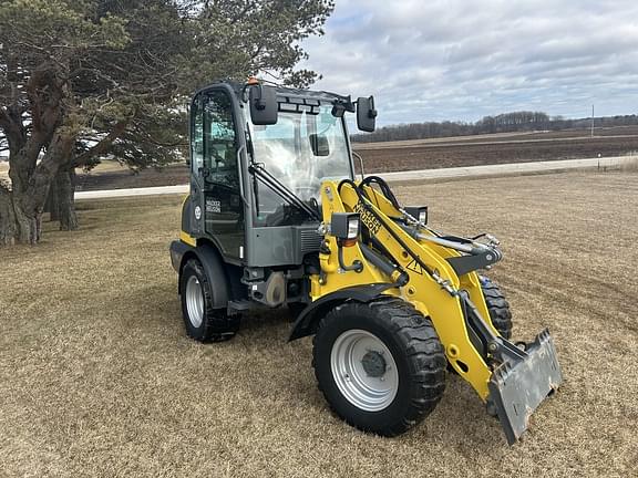 Image of Wacker Neuson WL38 equipment image 3