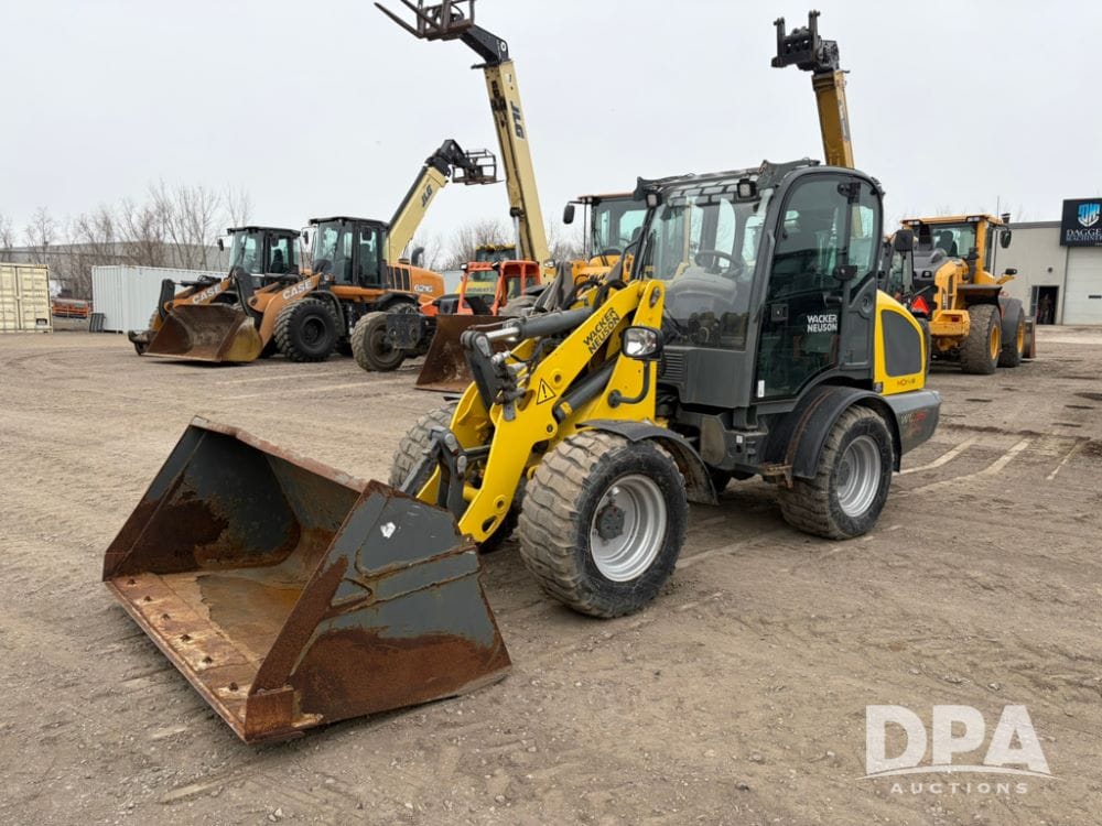 2019 Wacker Neuson WL38 Equipment Image0