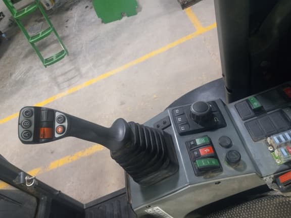 Image of Wacker Neuson WL60T equipment image 4