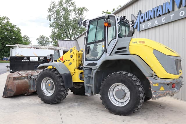 Image of Wacker Neuson WL95 equipment image 4