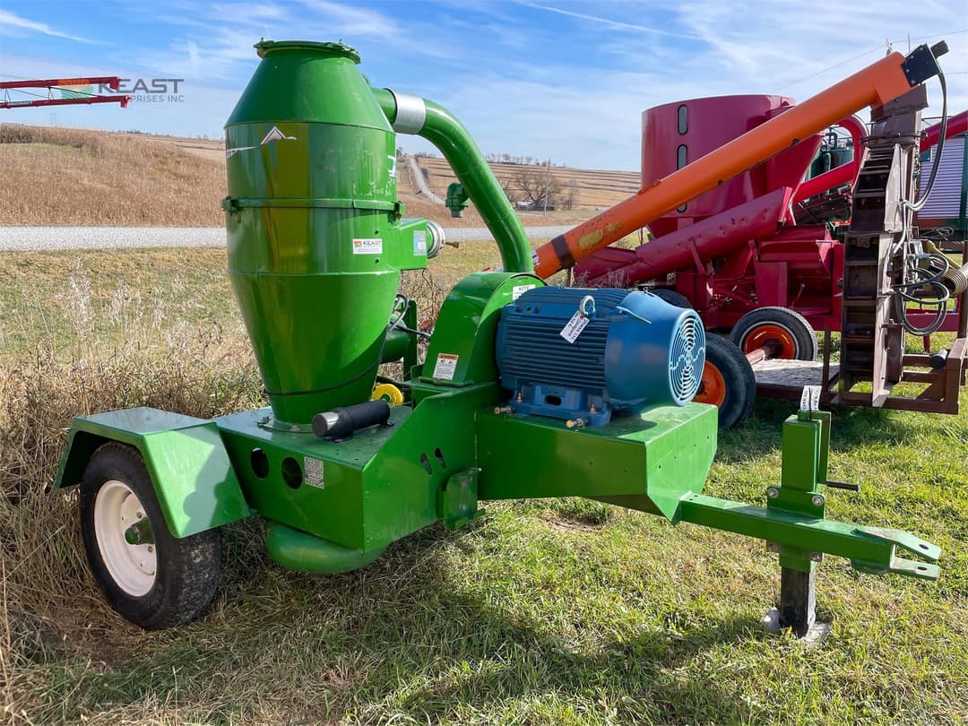 Image of Walinga Agri-Vac 5614 Deluxe Primary image