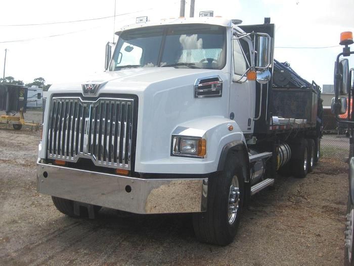 2019 Western Star 4700SB Equipment Image0