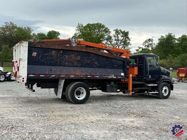 Image of Western Star 4700 equipment image 3