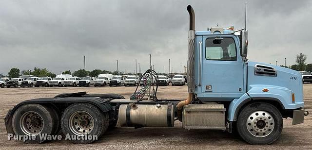 Image of Western Star 4700 equipment image 3