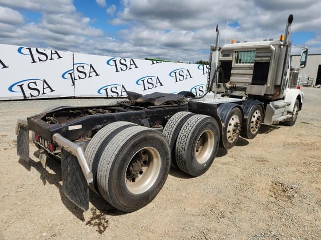 Image of Western Star 4900 SF equipment image 4