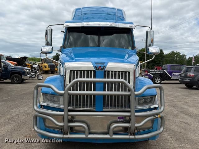Image of Western Star 5700XE equipment image 1