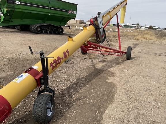 2019 Westfield 10x41 Equipment Image0