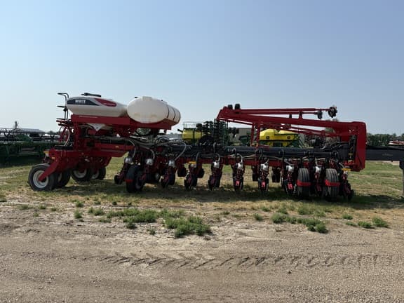 Image of White 9824 equipment image 3