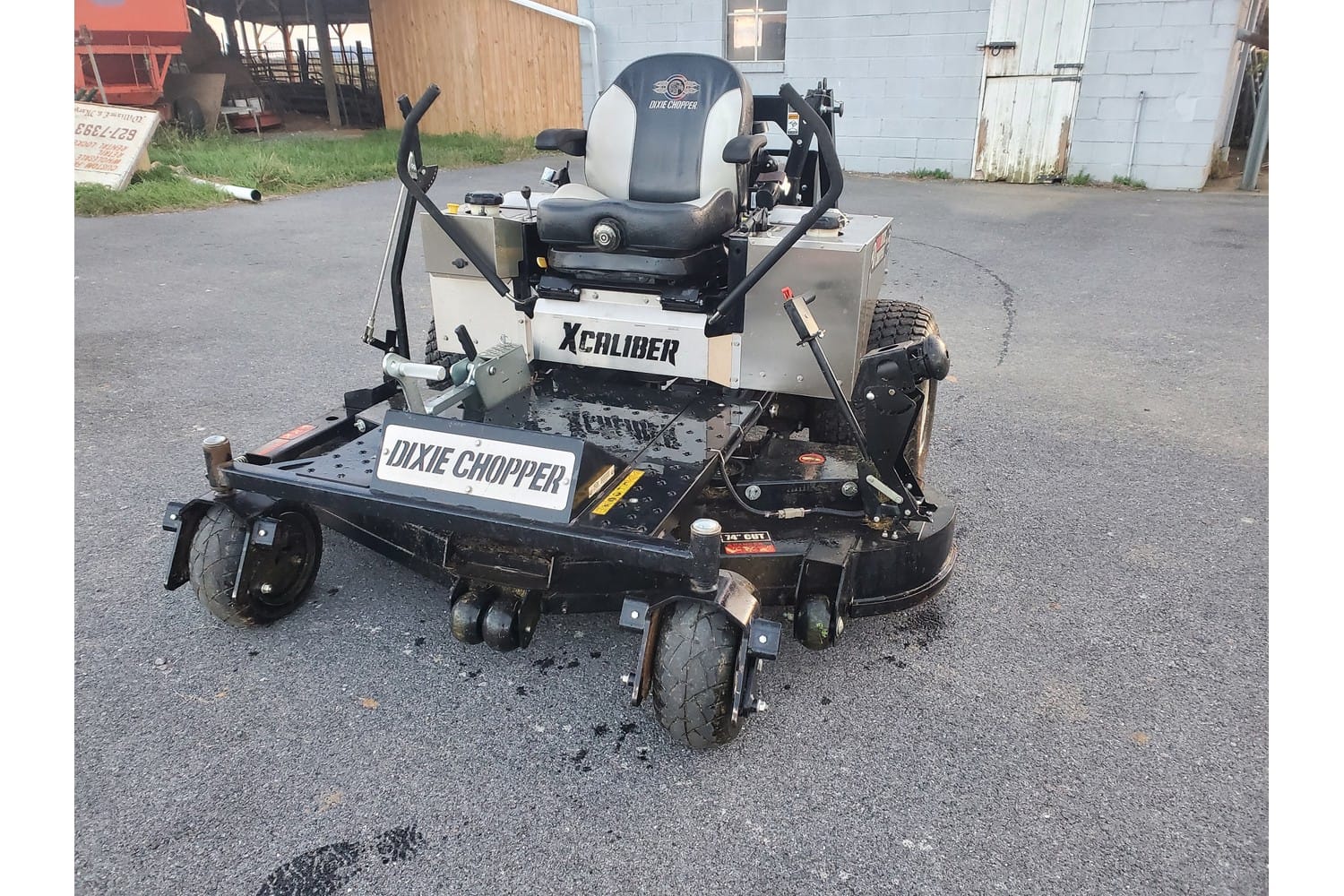 2019 Dixie Chopper XCaliber Equipment Image0