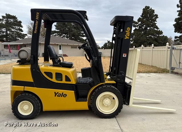 Image of Yale GLP050VXNKAE084 equipment image 3