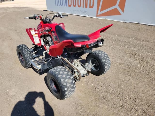 Image of Yamaha Raptor 700R SE equipment image 2