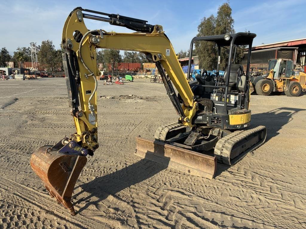 Main image Yanmar Vio35-6A