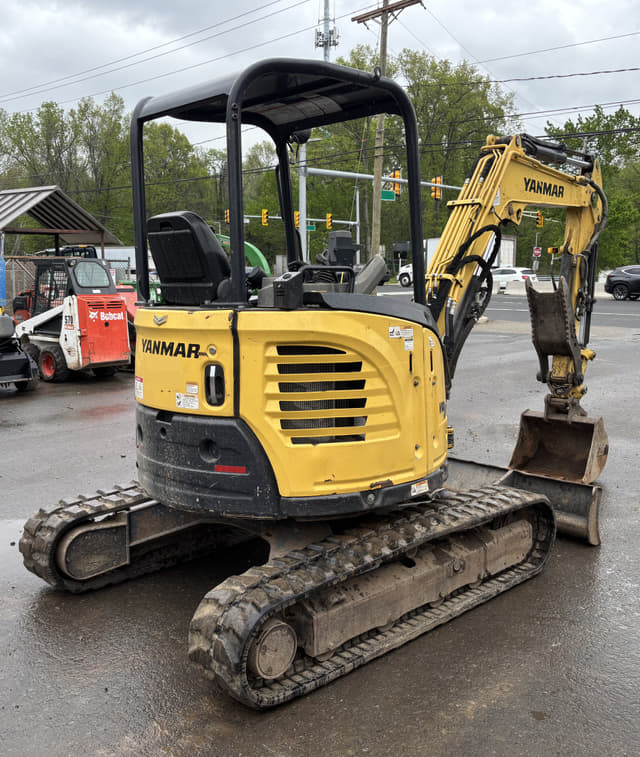 Image of Yanmar Vio35-6A equipment image 2