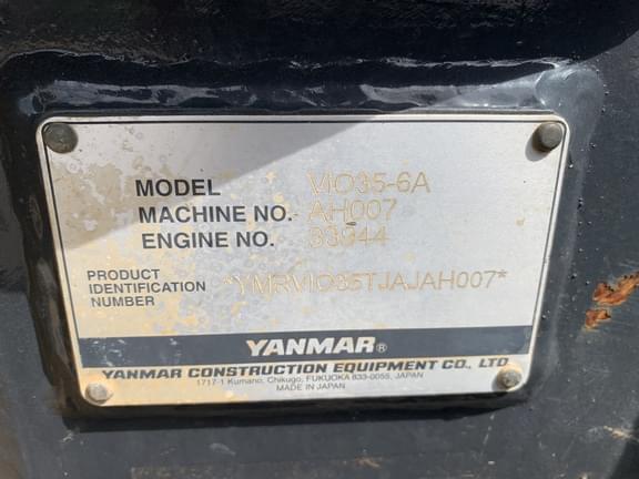 Image of Yanmar VIO35 equipment image 2