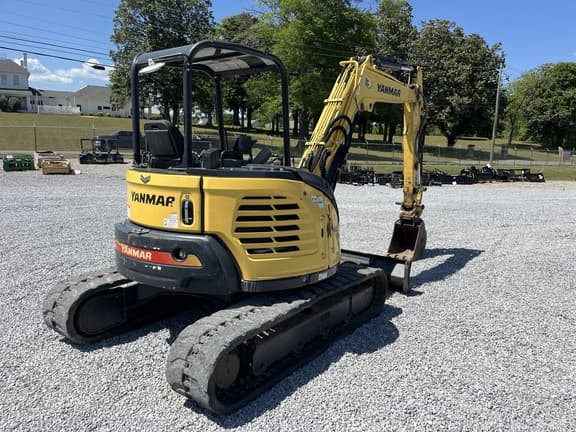 Image of Yanmar VIO55-6A equipment image 3