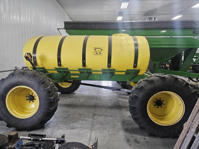 Image of Yetter 1600 equipment image 2