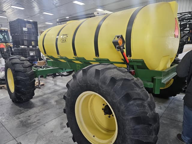 Image of Yetter 1600 equipment image 1