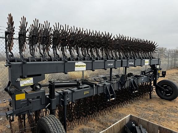Image of Yetter 3530 equipment image 4