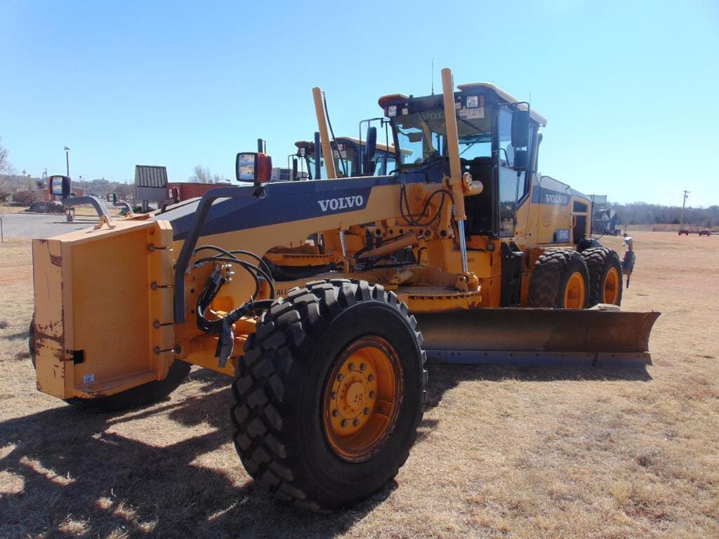 Main image Volvo G946B