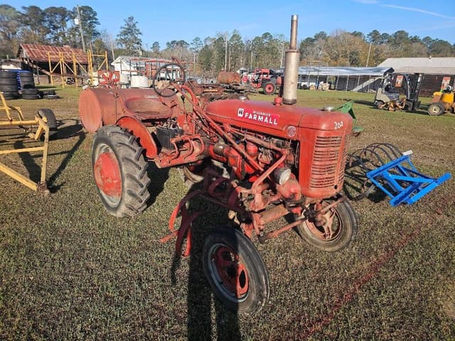 Image of Farmall Super A equipment image 3