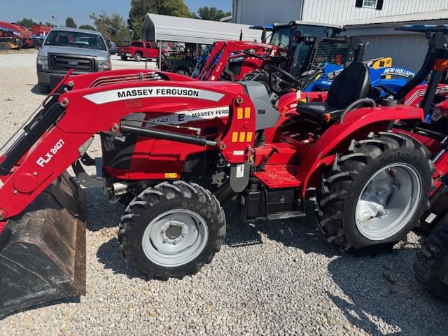 Image of Massey Ferguson 1740E equipment image 3