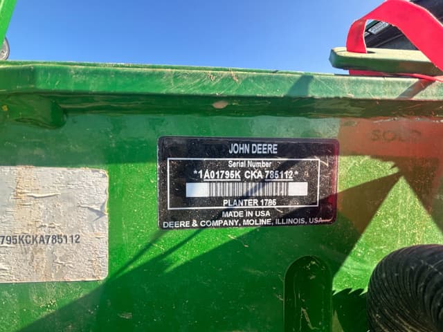 Image of John Deere 1795 equipment image 2