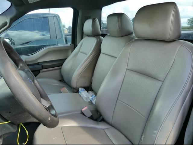 Image of Ford F-150 equipment image 4