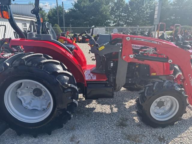 Image of Massey Ferguson 2750E equipment image 4