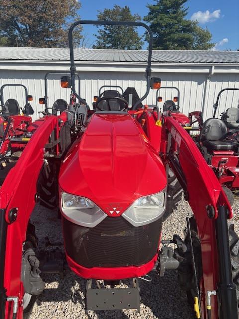 Image of Massey Ferguson 2750E equipment image 2