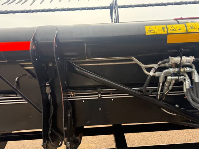 Image of MacDon FD1 equipment image 4