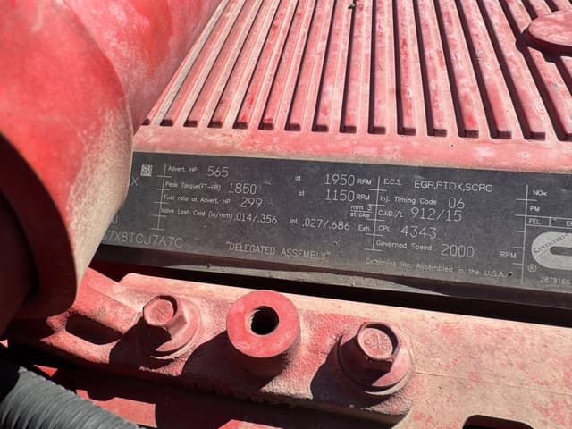 Image of Peterbilt 389 equipment image 4