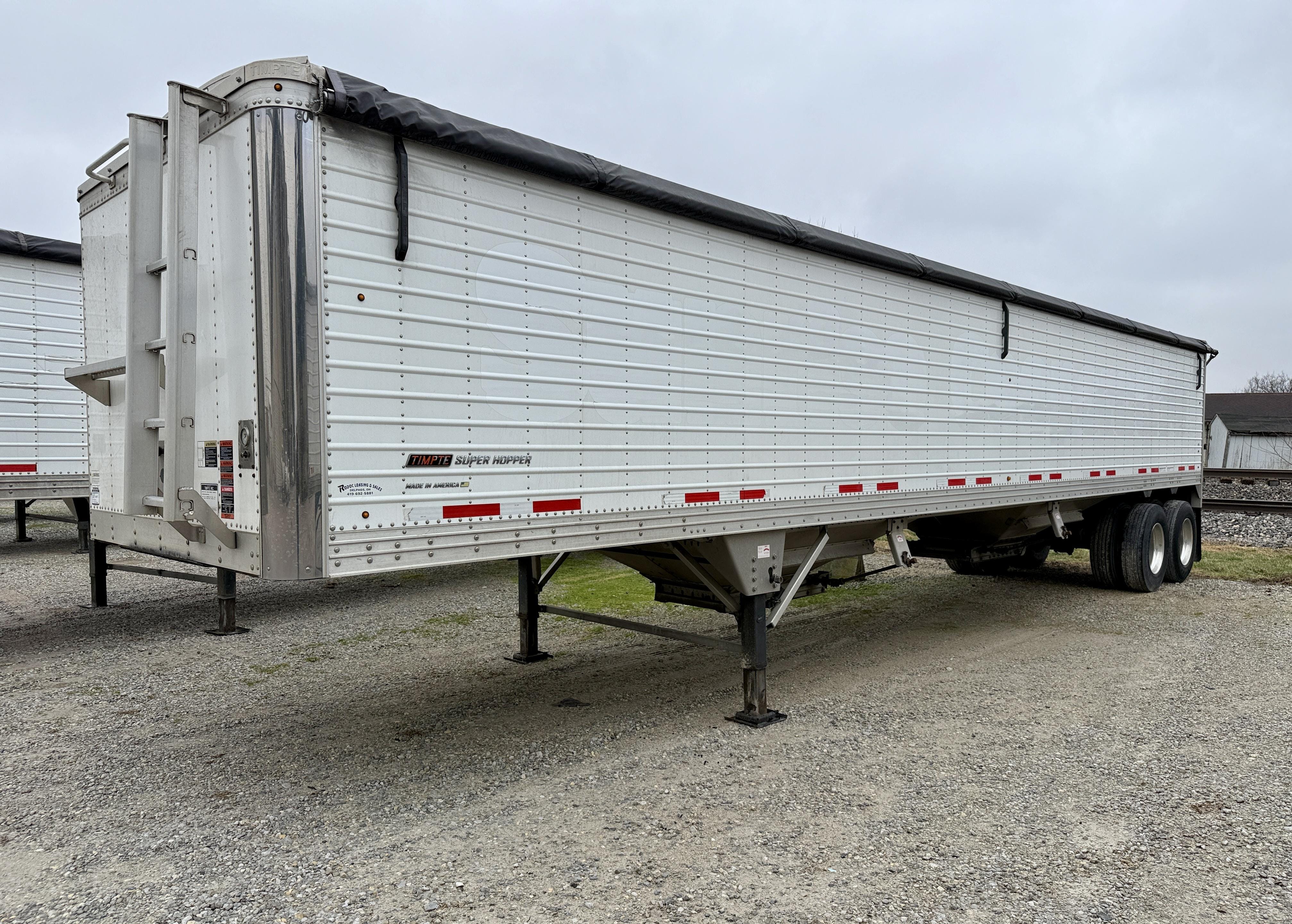 2020 Timpte Super Hopper Equipment Image0