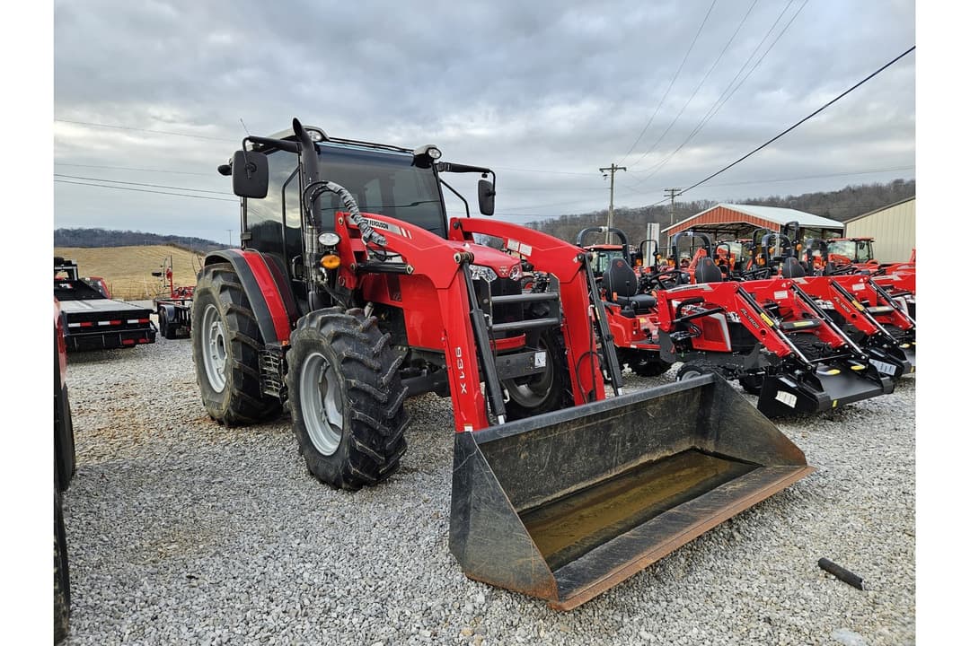 Image of Massey Ferguson 4710 Primary image