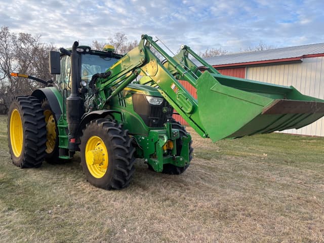 Image of John Deere 6175R equipment image 1