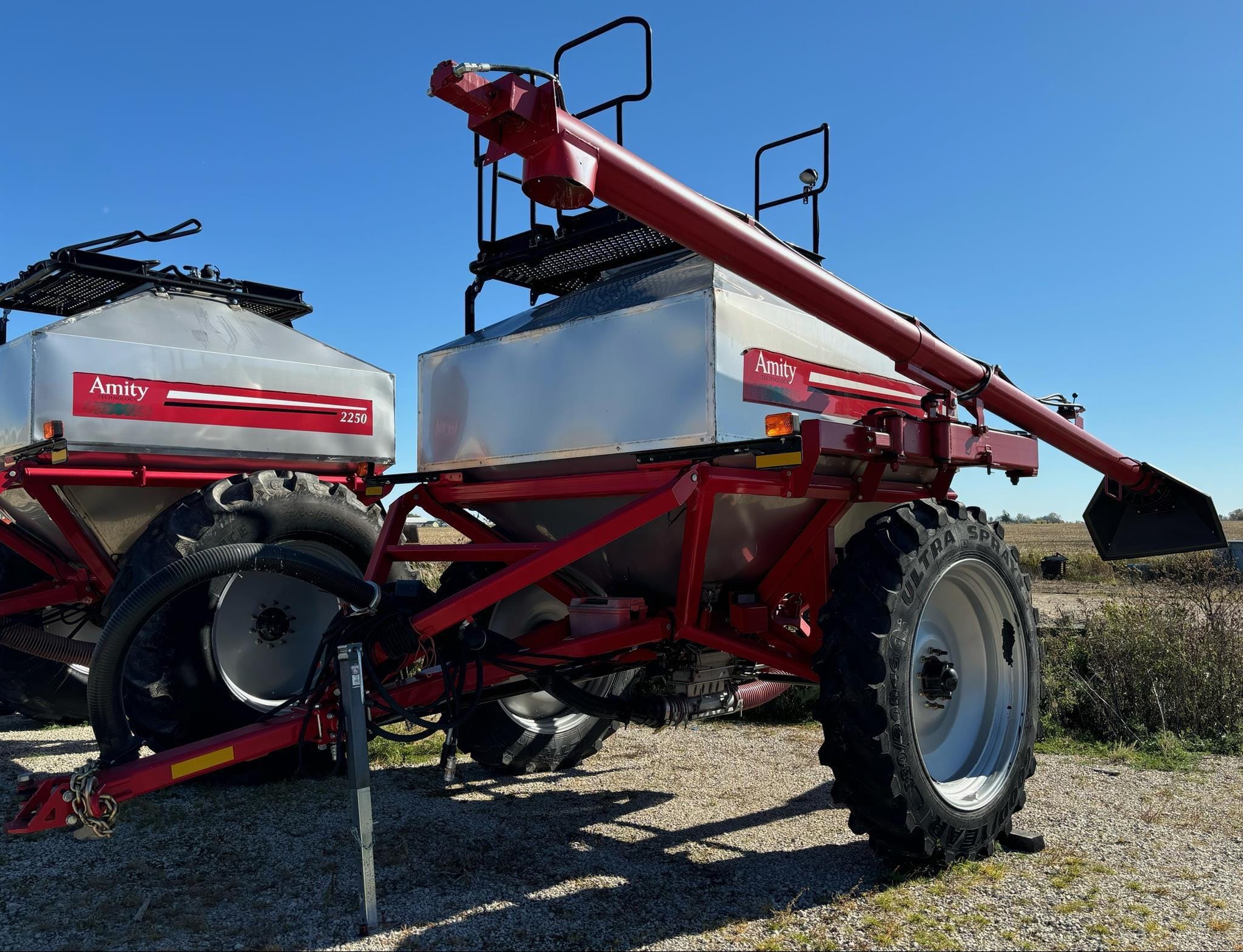 Main image Amity 2250