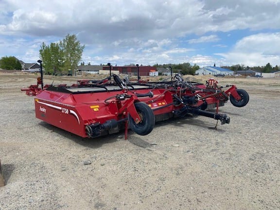 2020 Amity 3750 Equipment Image0