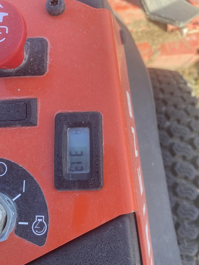 Image of Ariens APEX52 equipment image 3