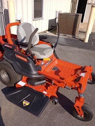 Image of Ariens Ikon XD42 Primary image