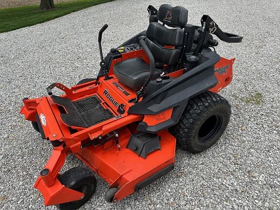 Image of Bad Boy Rogue equipment image 1
