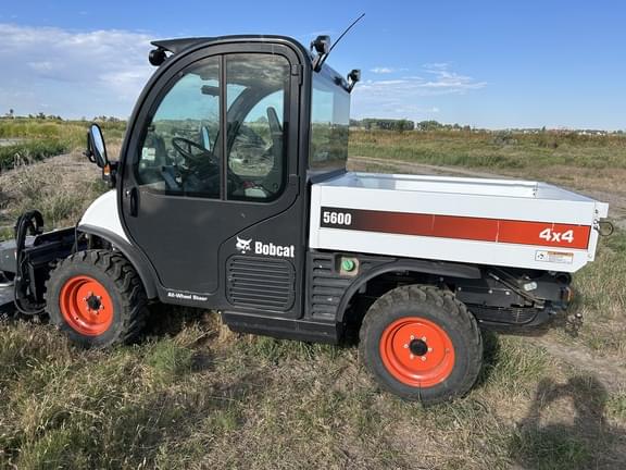 Image of Bobcat Toolcat 5600 equipment image 1