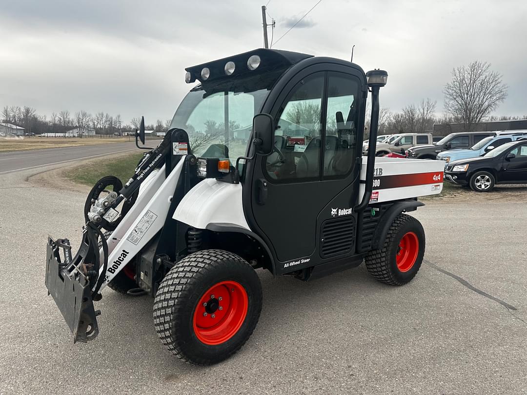 Image of Bobcat Toolcat 5600 Primary image