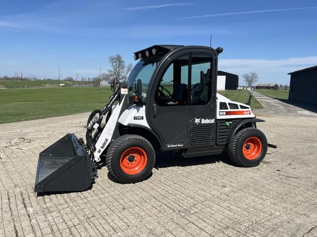 Image of Bobcat Toolcat 5610 equipment image 2