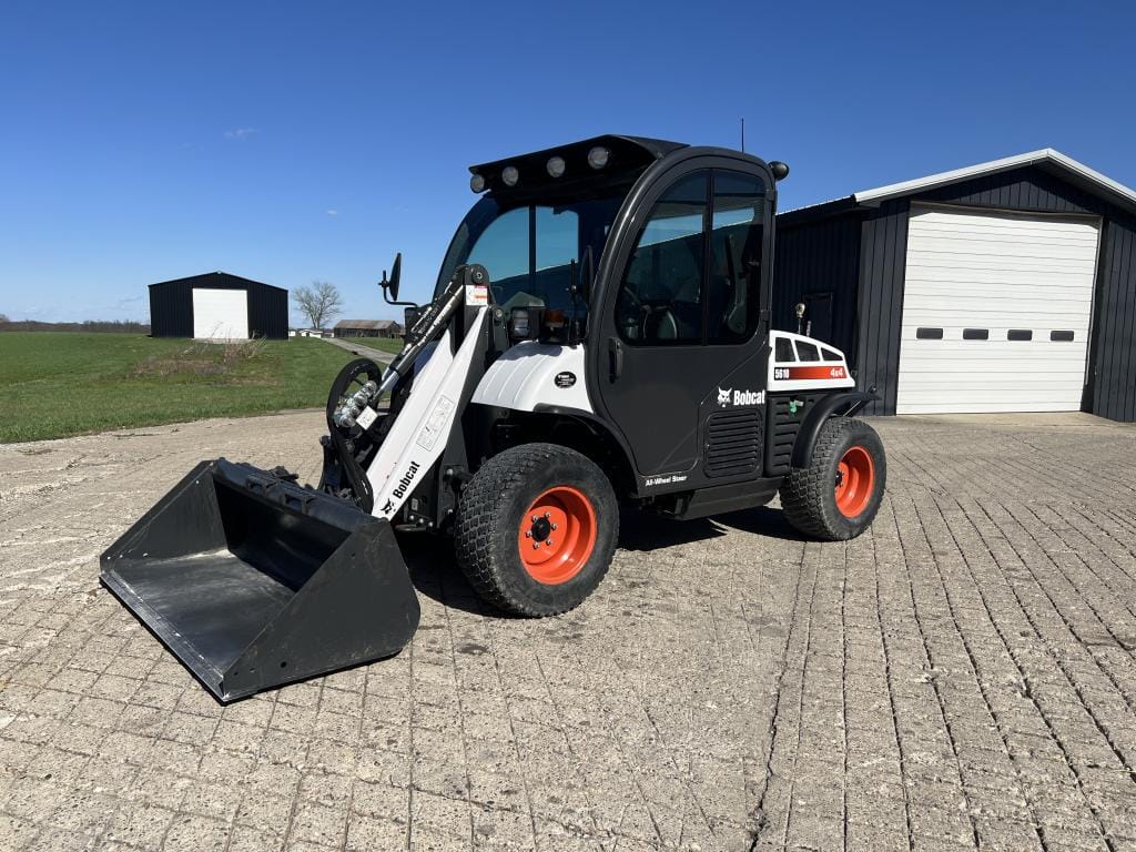 Bobcat Toolcat 5610 Equipment Image0