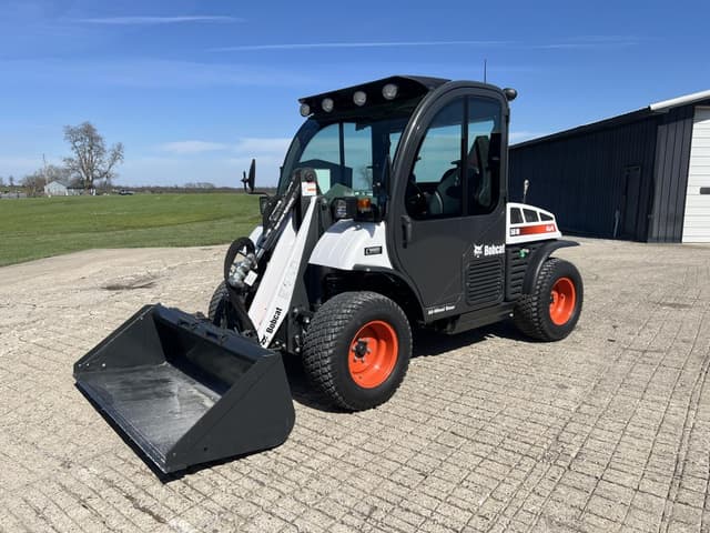Image of Bobcat Toolcat 5610 equipment image 1