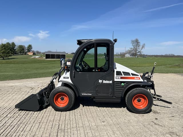 Image of Bobcat Toolcat 5610 equipment image 3