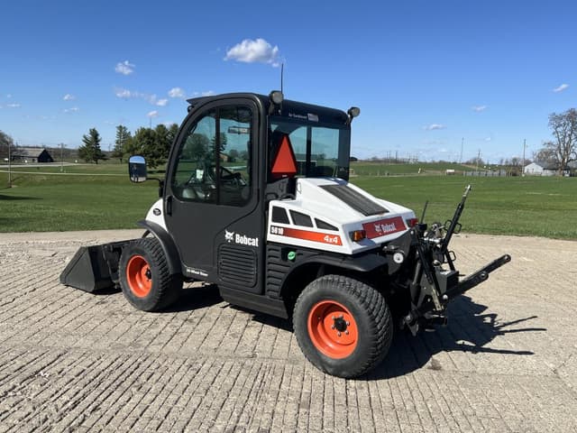 Image of Bobcat Toolcat 5610 equipment image 3