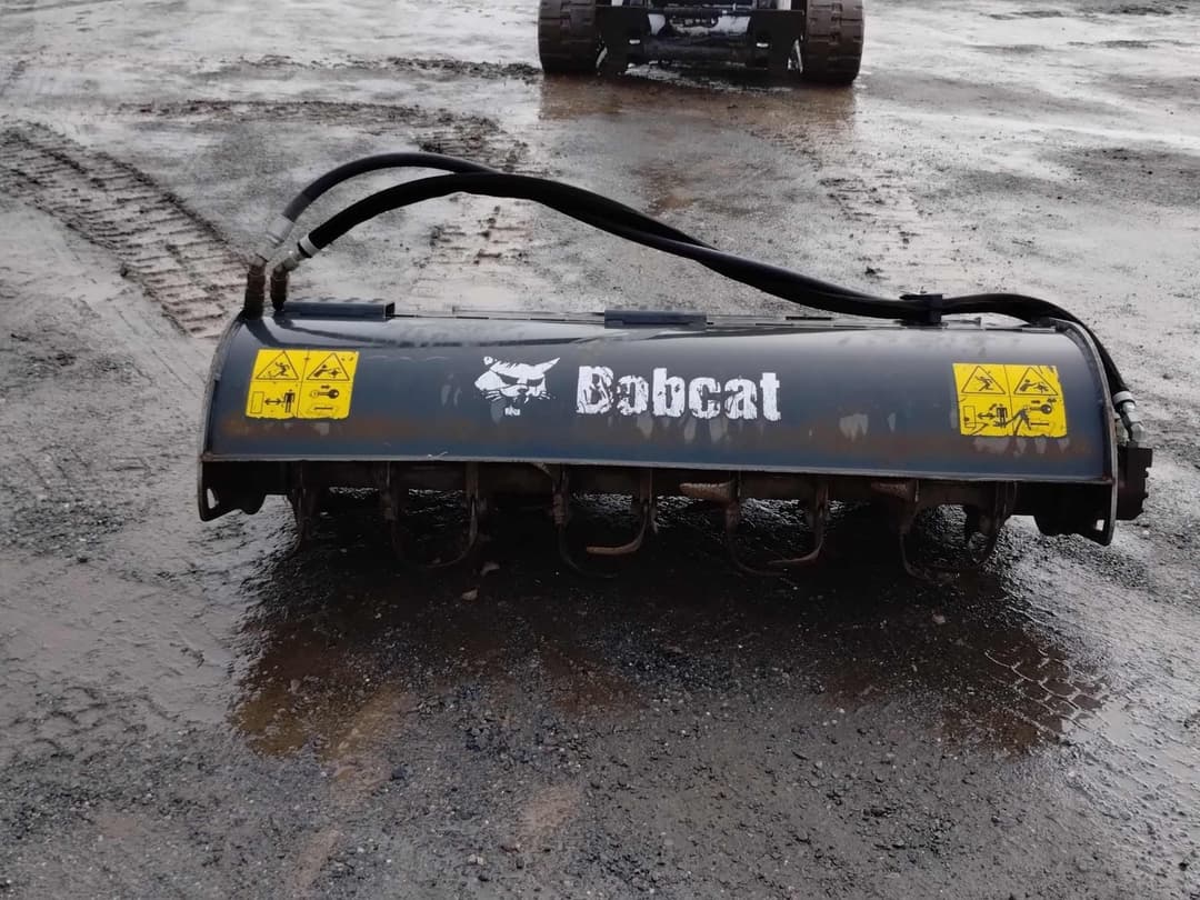 Image of Bobcat 62 Primary image