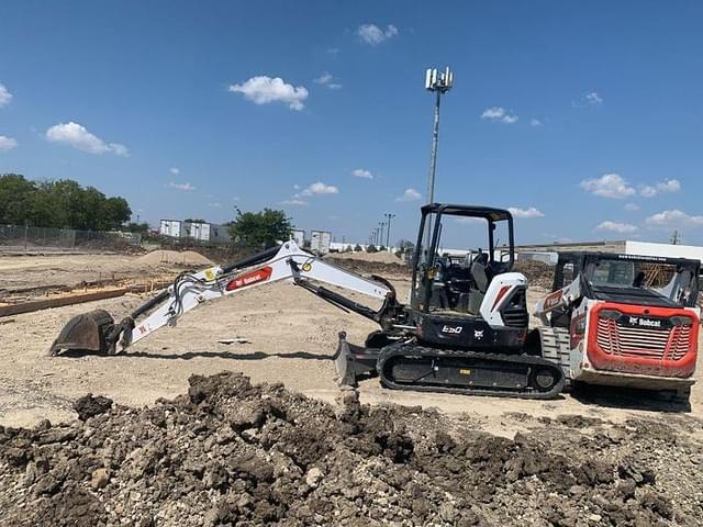Image of Bobcat E50 equipment image 2