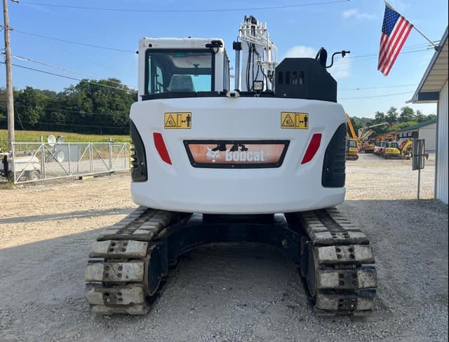 Image of Bobcat E145 equipment image 4