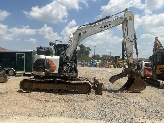 Image of Bobcat E145 equipment image 4